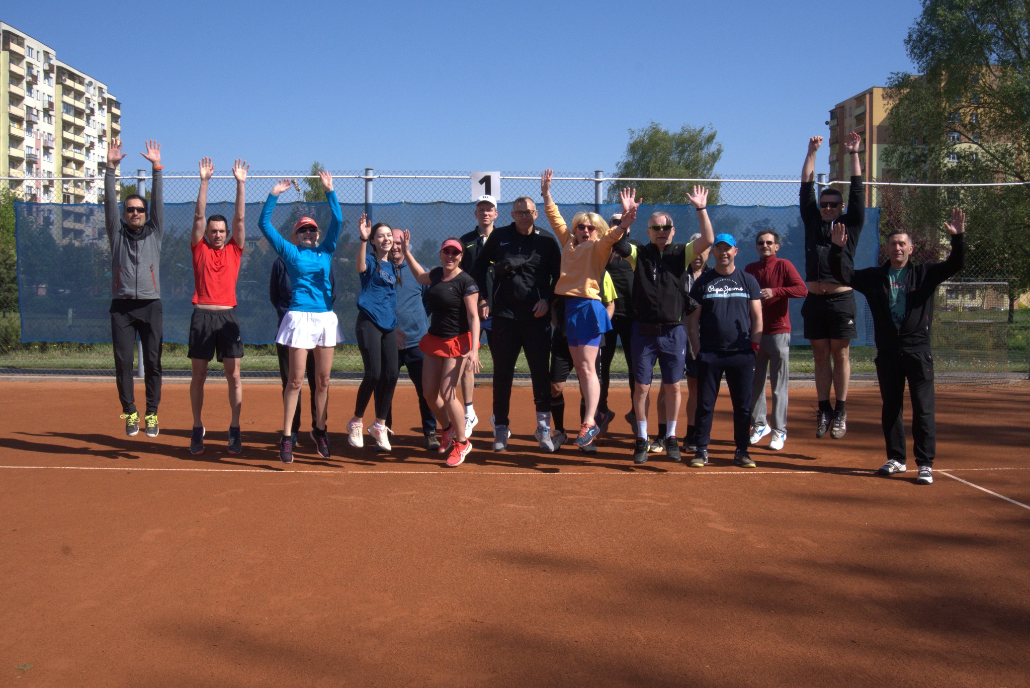 Zdjęcie przedstawia uczestników I Grand Prix Bełchatowie w tenisie ziemnym 2023